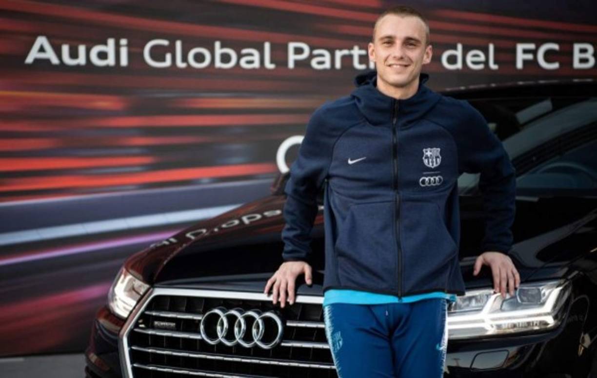 Cillessen: El portero holandés con su Q7 50 TDI quattro tiptronic.