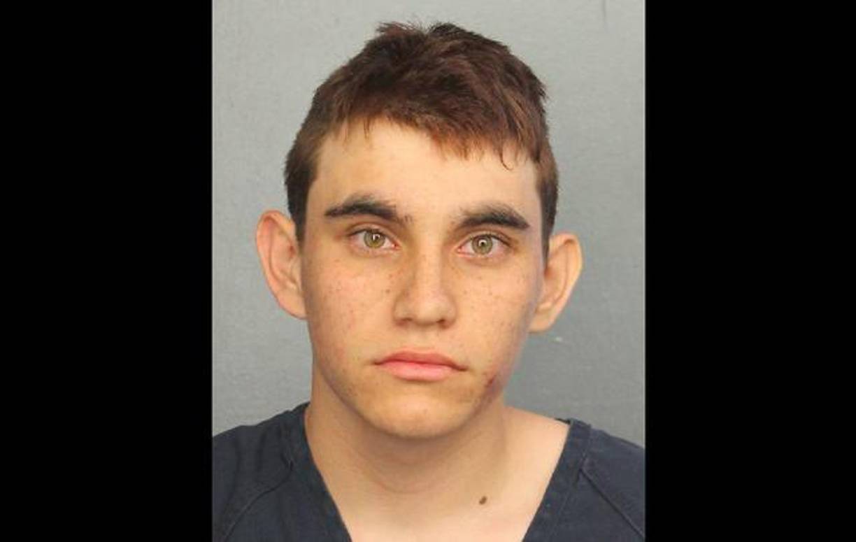 Además, el Distrito de Escuelas Públicas del Condado de Broward pagó 26 millones de dólares a las víctimas del tiroteo, de los cuales 1,25 millones fueron para Borges, quien también recibió un acuerdo no revelado del FBI por no haber evitado el alboroto de Cruz.