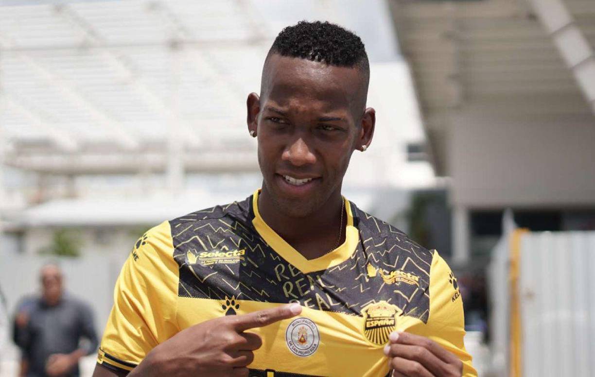 Chamir Dupuy: aún le quedan seis meses de su contrato a préstamo, pero se negocia con el club para terminar con su vínculo.