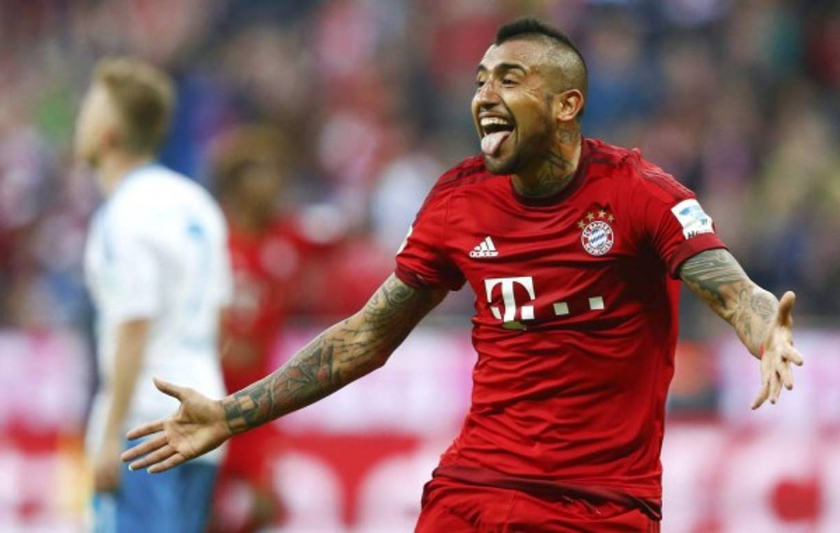 El futuro de Arturo Vidal podría estar en la Premier League. El chileno ya está recibiendo clases de inglés, según el diario El Mercurio, y el Chelsea estaría dispuesto a pagar en verano unos 60 millones de euros al Bayern Munich.