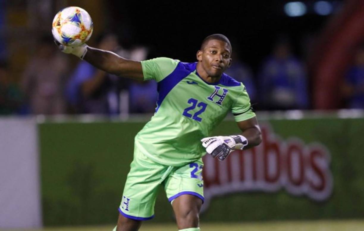 Luis 'Buba' López (27 años) - Portero del Real España.