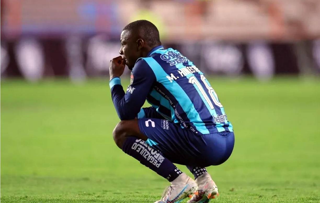 El lamento de los jugadores del Pachuca tras quedar eliminados en octavos de final de la Concachampions ante el Motagua.