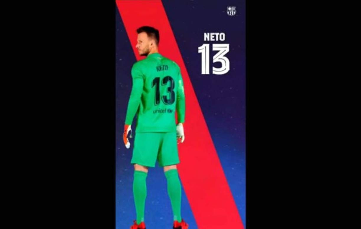Neto Murara - El ítalo-brasileño es el portero suplente del Barcelona y lleva el dorsal 13.