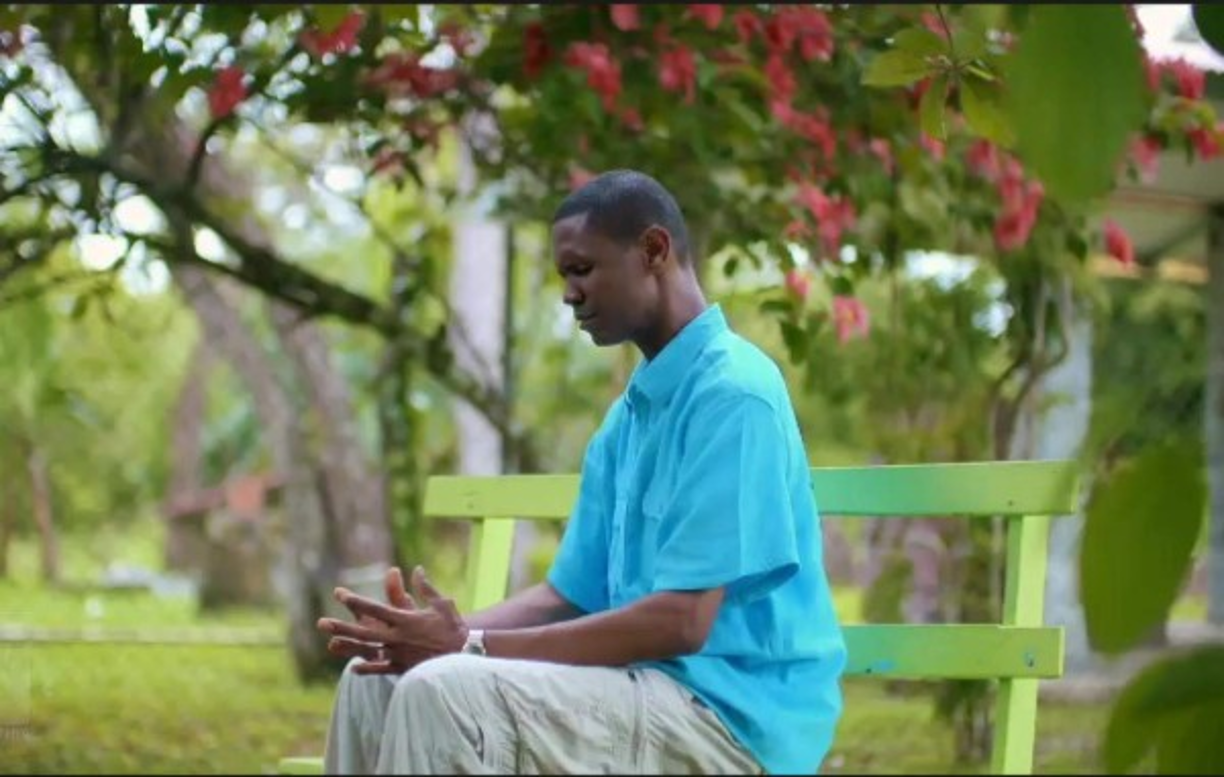 Franco, explicó que ahora su talento lo debe usar para predicar. “Gracias a los hermanos (de la Iglesia) que me mostraron con la Biblia qué tan lejos había ido y que había traicionado a Jehová” añadió.