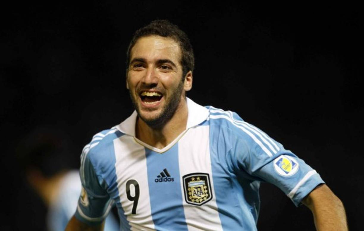 9. Gonzalo Higuaín – 85
