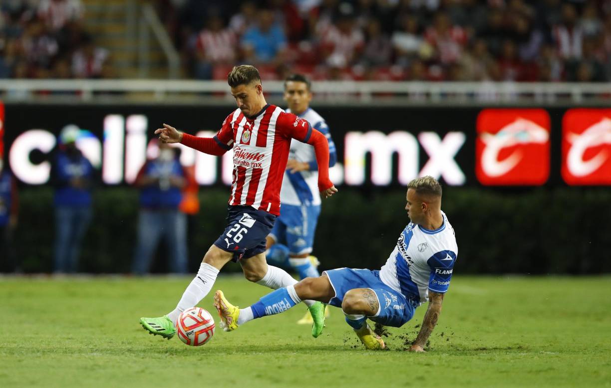 La inercia del movimiento de su cuerpo no dio oportunidad alguna para que pudiera acomodar su pie de apoyo y la extremidad padeció un brusco giro que evidenció una fractura de gravedad.