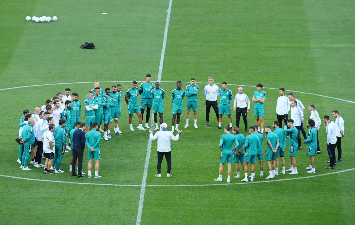 Llegó el turno del Real Madrid. Carlo Ancelotti dio una emotiva charla a los jugadores del Real Madrid para encarar la final de la Champions League.