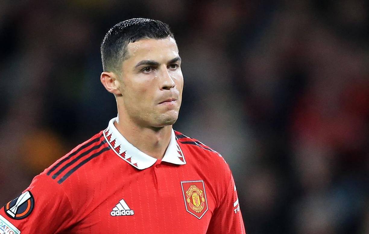 La frustración era evidente en el rostro de Cristiano Ronaldo al no poder anotar.