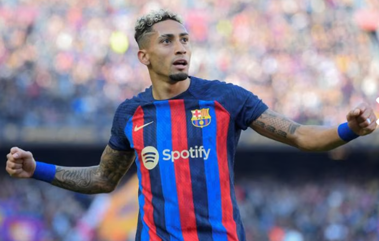 Según informa el medio español ‘Mundo Deportivo’ el Newcastle anda tras los pasos del futbolista del Barcelona, Raphinha.