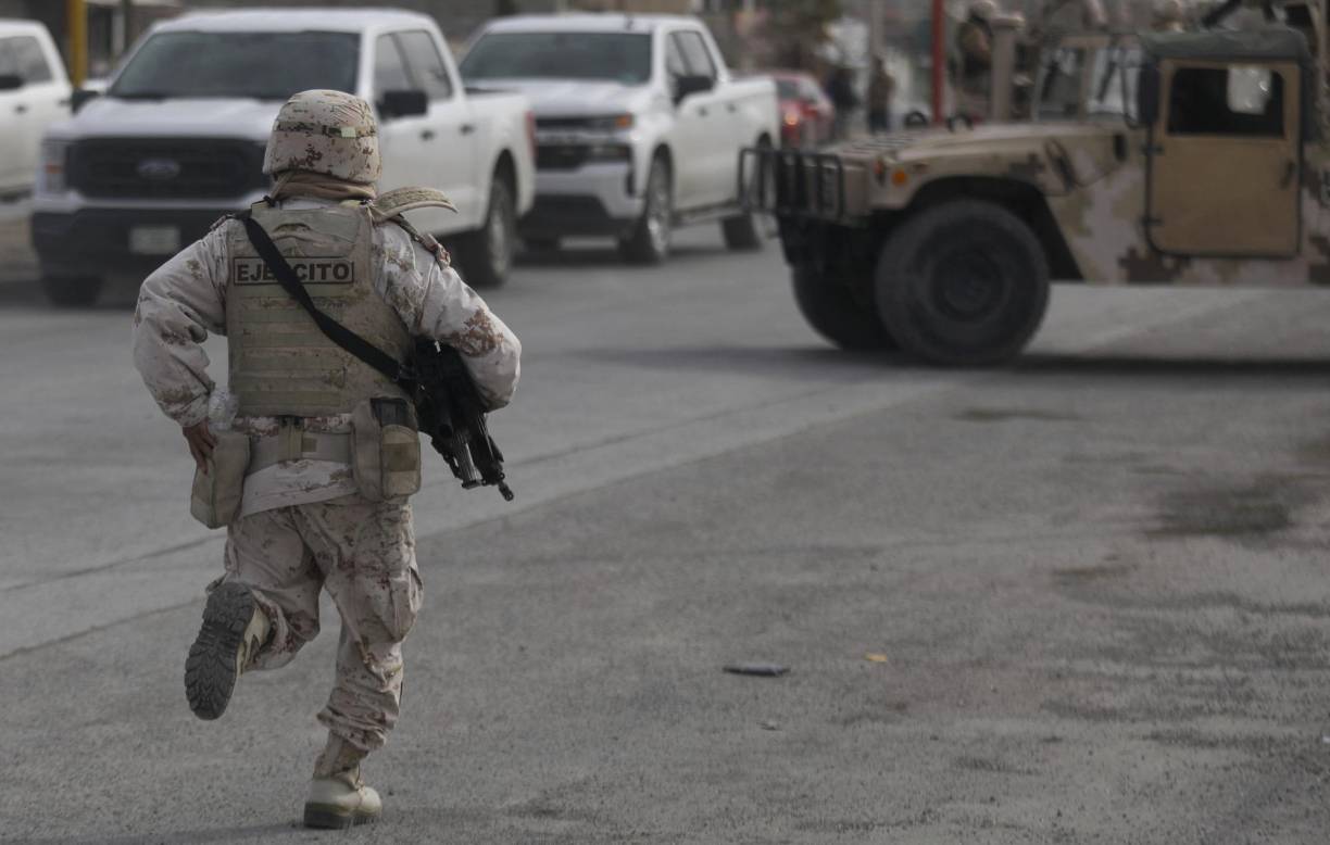 En ese penal están recluidos miembros de los brazos armados de los cárteles de Sinaloa y Juárez, que libran una lucha por el control de la ciudad desde hace más de quince años.