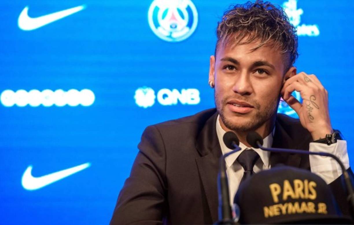 'Frente a inversores como el Estado de Catar, que genera enormes ingresos ligados a la producción de gas, no podemos luchar', indicó el presidente del Lyon, Jean-Michel Aulas, al tiempo que señaló que la 'operación Neymar' costará al PSG más de 1.000 millones de euros en cinco años.