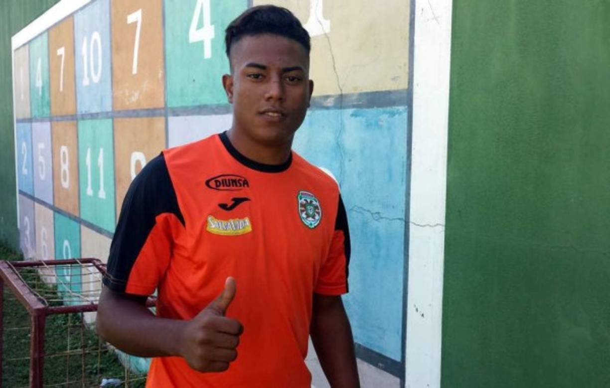 El mediocampista Joshua Vargas también queda fuera del Marathón.