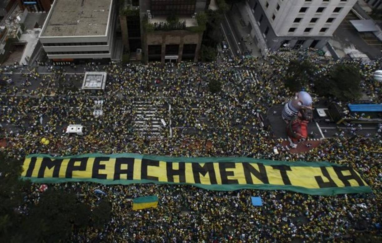 La expresidenta brasileña Dilma Rousseff fue destituida de su cargo el 31 de agosto tras ser sometida a un impeachment luego de que millones de brasileños pidieran su renuncia en las calles.