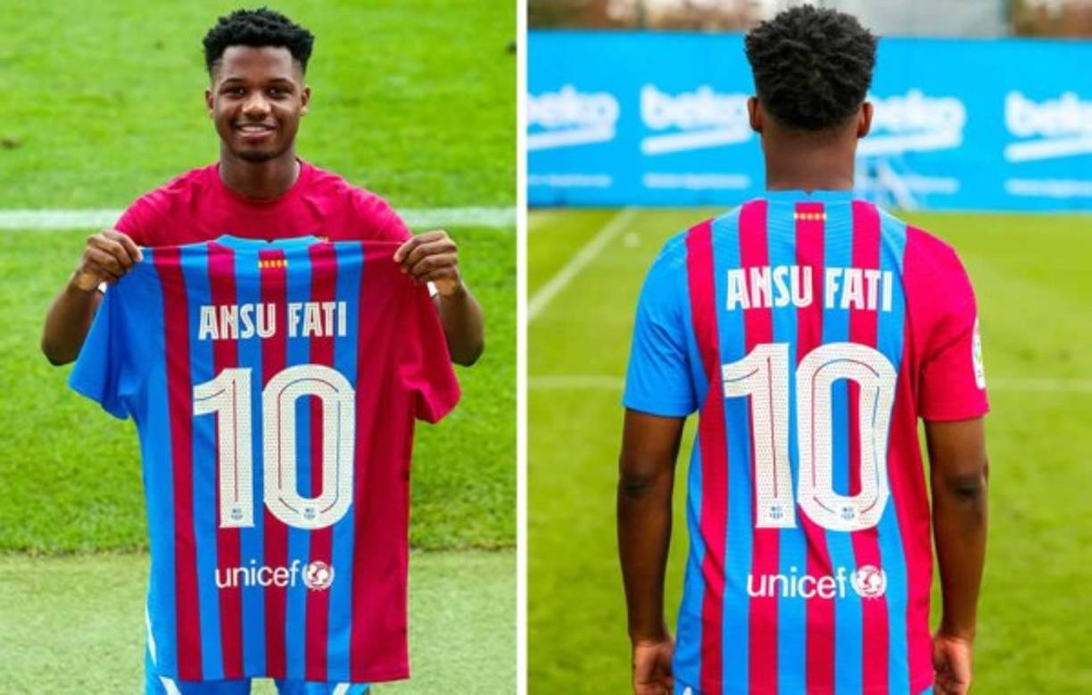 Ansu Fati, que se encuentra en la última fase de la recuperación de su grave lesión en el menisco interno de su rodilla izquierda que le hizo pasar tres veces por el quirófano y perderse los últimos 10 meses de competición, es una de las grandes esperanzas de presente y futuro para el Barça.