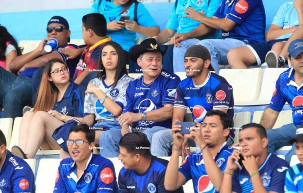 Un bonito ambiente familiar se vivió en el estadio Nacional de Tegucigalpa para el duelo entre Motagua vs Platense.