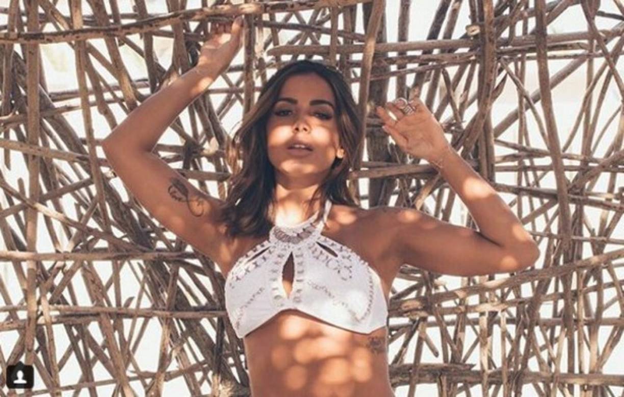 <br/>'En Brasil es difícil aprender otro idioma, aprender música o cualquier cosa si no tienes dinero o provienes de un lugar humilde. Así fue mi vida, pero creo que pudo más mi perseverancia', compartió la intérprete, de 24 años.