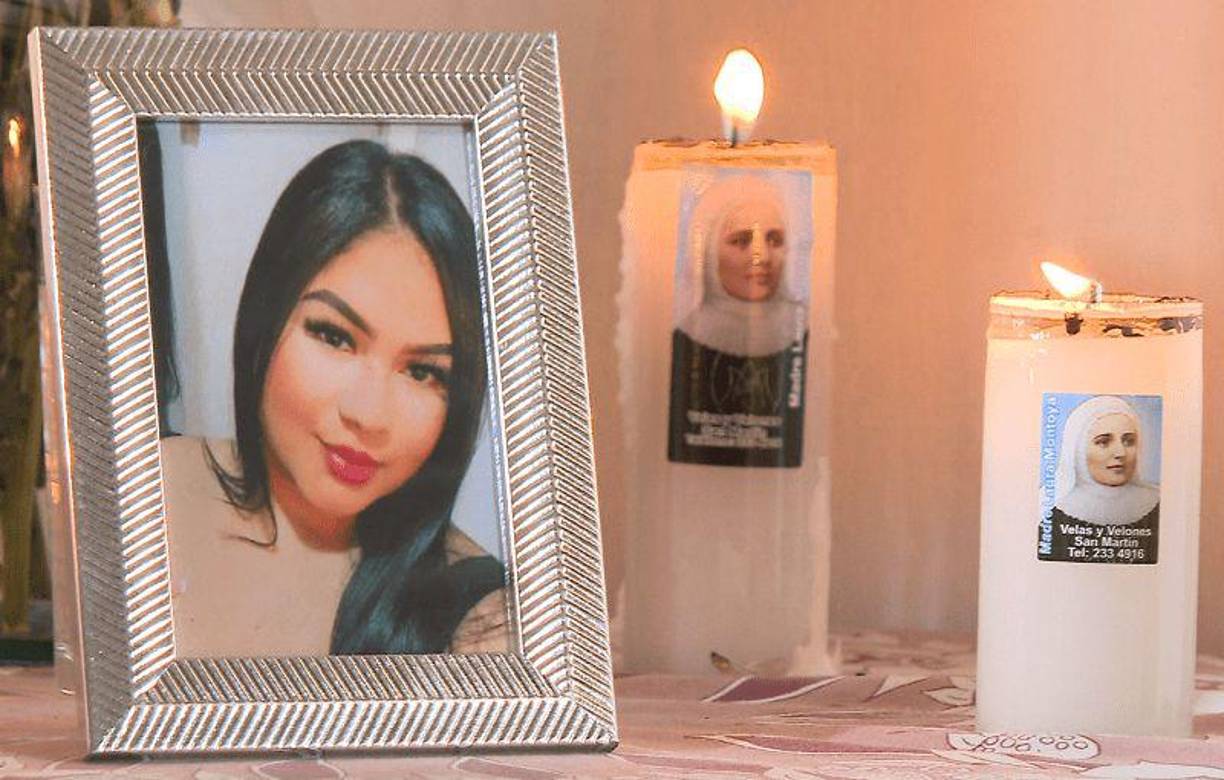 Fueron unas primas de Michel quienes, al notar que otras personas conocidas que emprendieron la travesía después de ella ya estaban del otro lado, comenzaron a buscar información en internet.