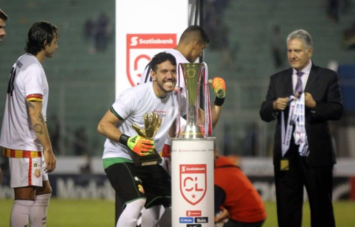 El portero del Herediano, Leonel Moreira, conquistó el Guante de Oro.