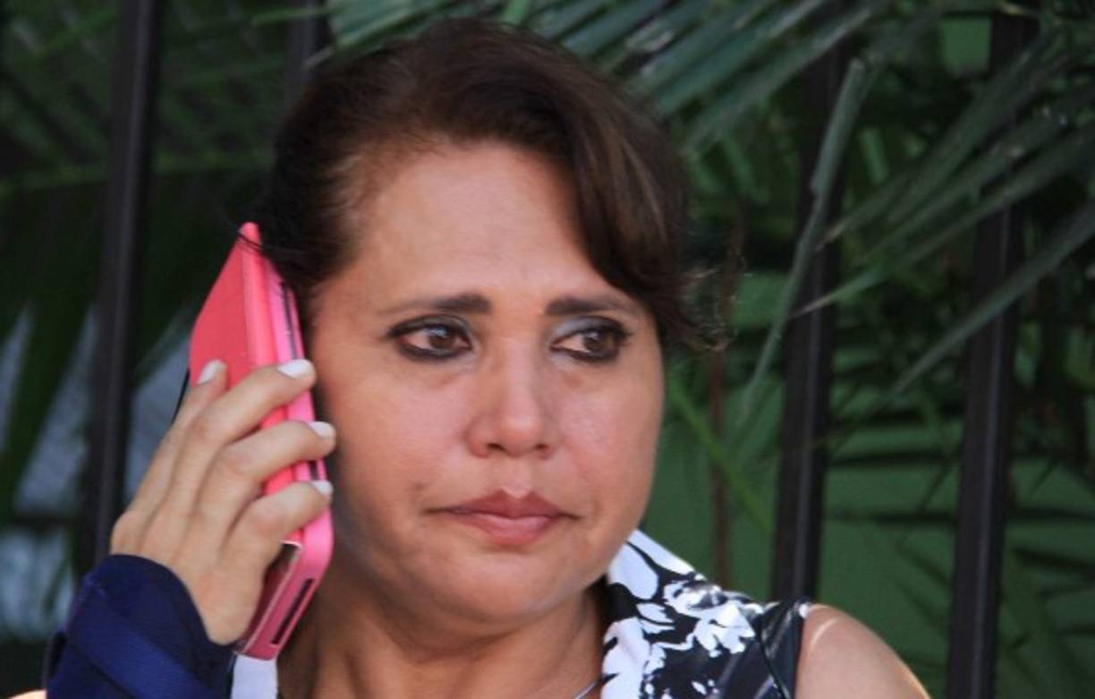 Ella es otra de las empleadas de la DEI que se quedó sin trabajo.