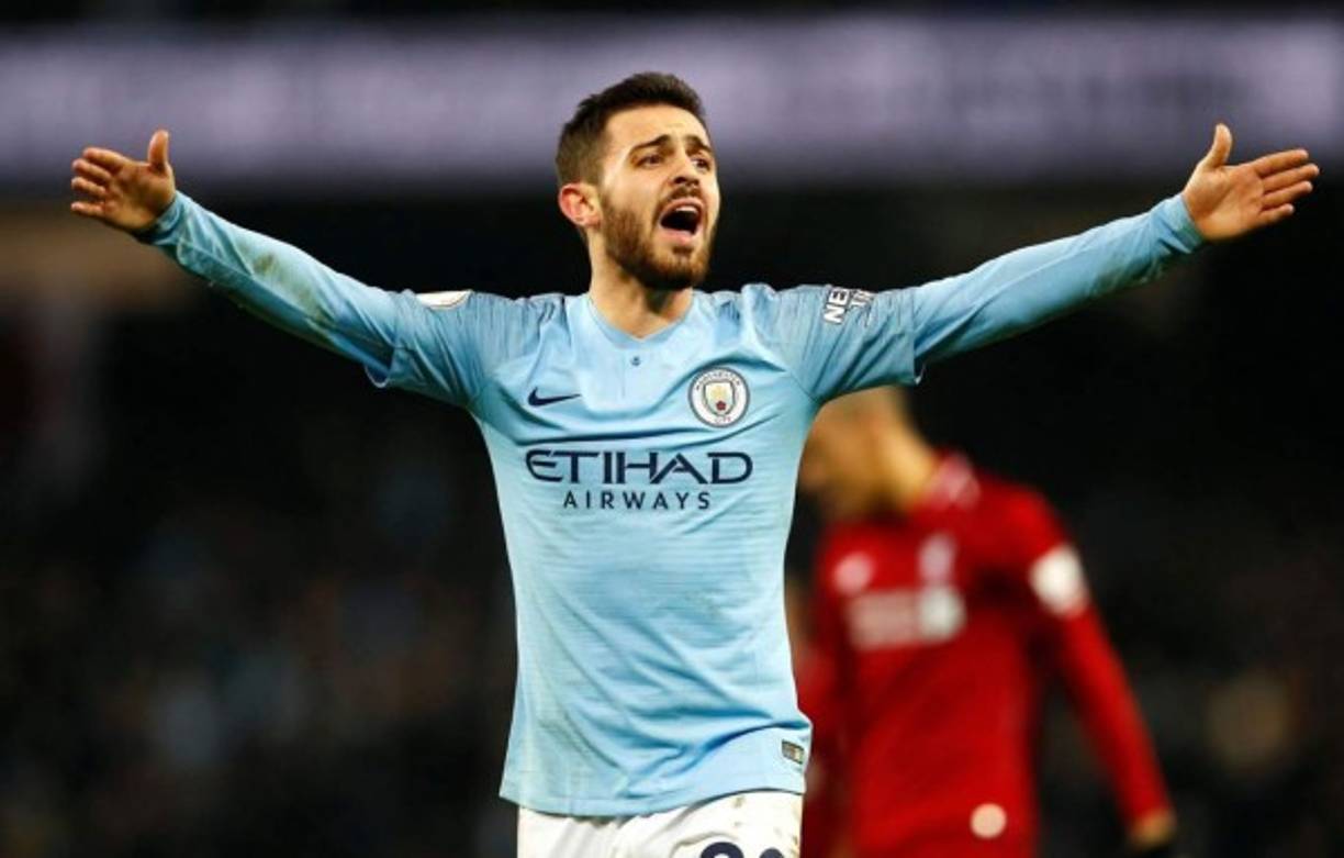 El diario británico Daily Mirror desvela este domingo el supuesto interés del Real Madrid en hacerse con el extremo portugués del Manchester City, Bernardo Silva.
