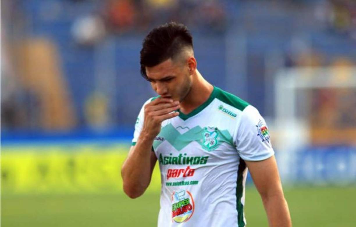 El defensa central Jeffri Flores, tras salir del Platense, está cerca de mudarse a La Ceiba para fichar por el Vida.