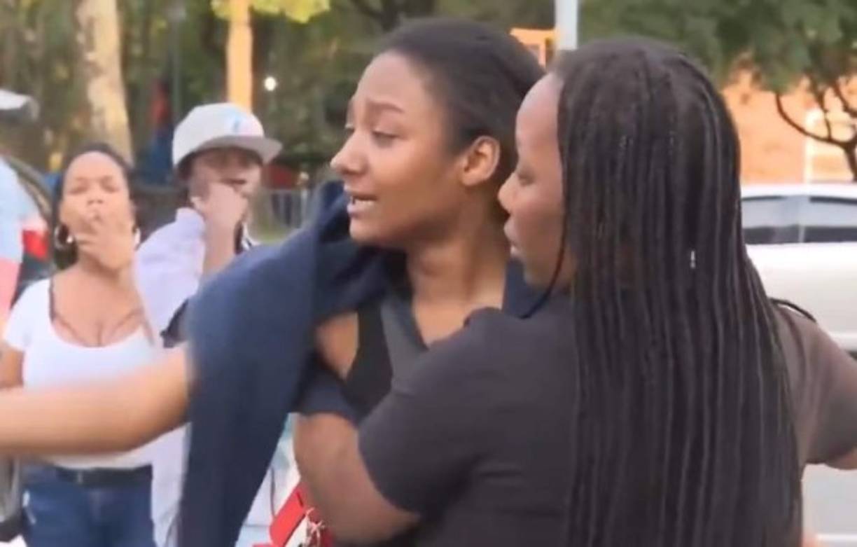 Young fue trasladada el Harlem Hospital, donde murió.