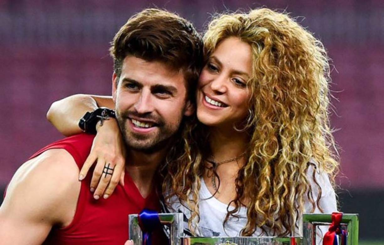 “Podría ser un hombre”, expresó Mhoni, dejando entrever que el español le sería infiel a Shakira con otro hombre.