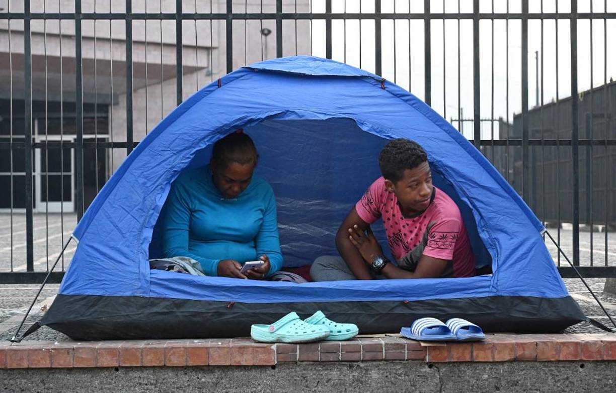 El 11 de mayo de 2023 Estados Unidos terminará oficialmente sus 40 meses de COVID- 19 de emergencia, descartando también la ley del Título 42, una herramienta que se ha utilizado para evitar que millones de migrantes ingresen al país.