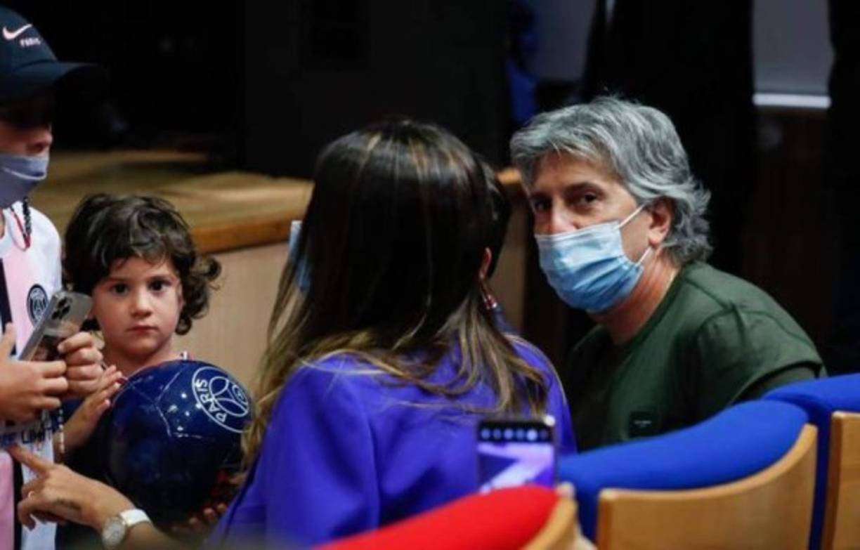 La familia de Messi estuvo presente en la presentación del delantero rosarino.