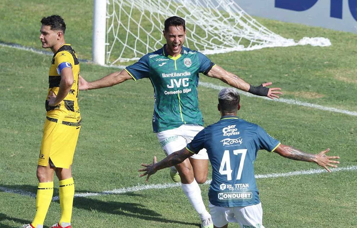 El 1-0 del Marathón llegó a los 47 minutos del primer tiempo por intermedio del defensor uruguayo Sebastián Gorga . El zaguero debutó con anotación en el fútbol hondureño. 