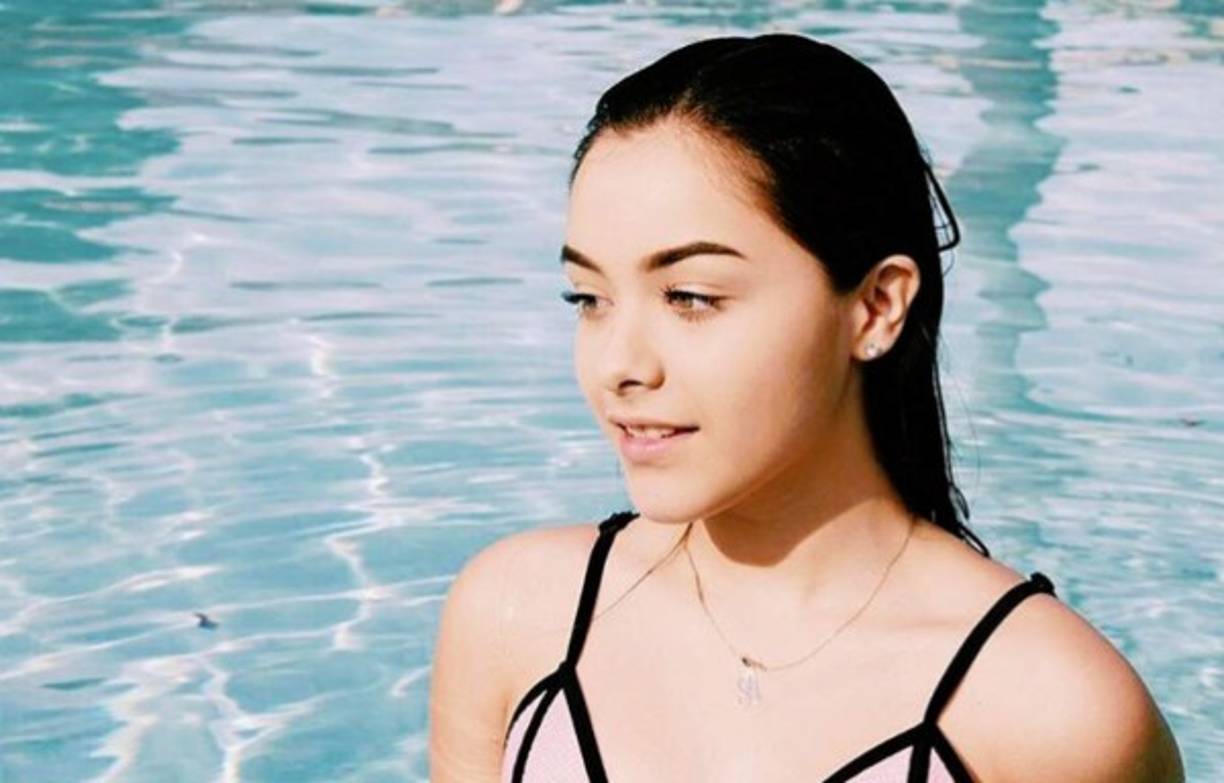 Su rostro ha comenzado a cambiar y ahora luce como una guapa señorita (16 años)