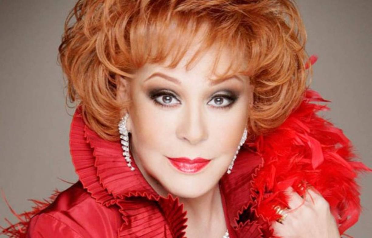 La diva Silvia Pinal es un icono de la época del cine de oro mexicano, una época en la que muchas de sus contemporáneas se atrevieron a desnudarse en revistas. <br/>La actriz que compartió créditos con Pedro Infante, también se quitó la ropa, pero por que el guión de una película del maestro Luis Buñuel así lo requería.