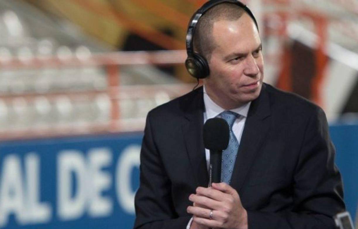 El locutor Paco González publicó en su cuenta de X: “Me uno al saludo que envió en la transmisión David Faitelson para nuestro compañero y amigo André Marín”.