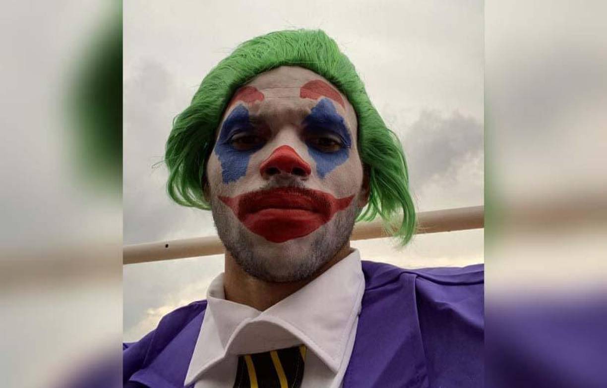 Martín Braithwaite: Pese al mal momento del FC Barcelona, el delantero danés se dio el tiempo para disfrutar de Halloween. El atacante le rindió homenaje al personaje Joker.