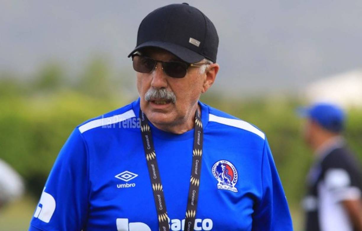 Manuel Keosseián: El entrenador uruguayo señaló que no descartan más fichajes para el Olimpia para buscar el título Clausura 2019. 'Entre un uruguayo y un argentino está la cosa', dijo.