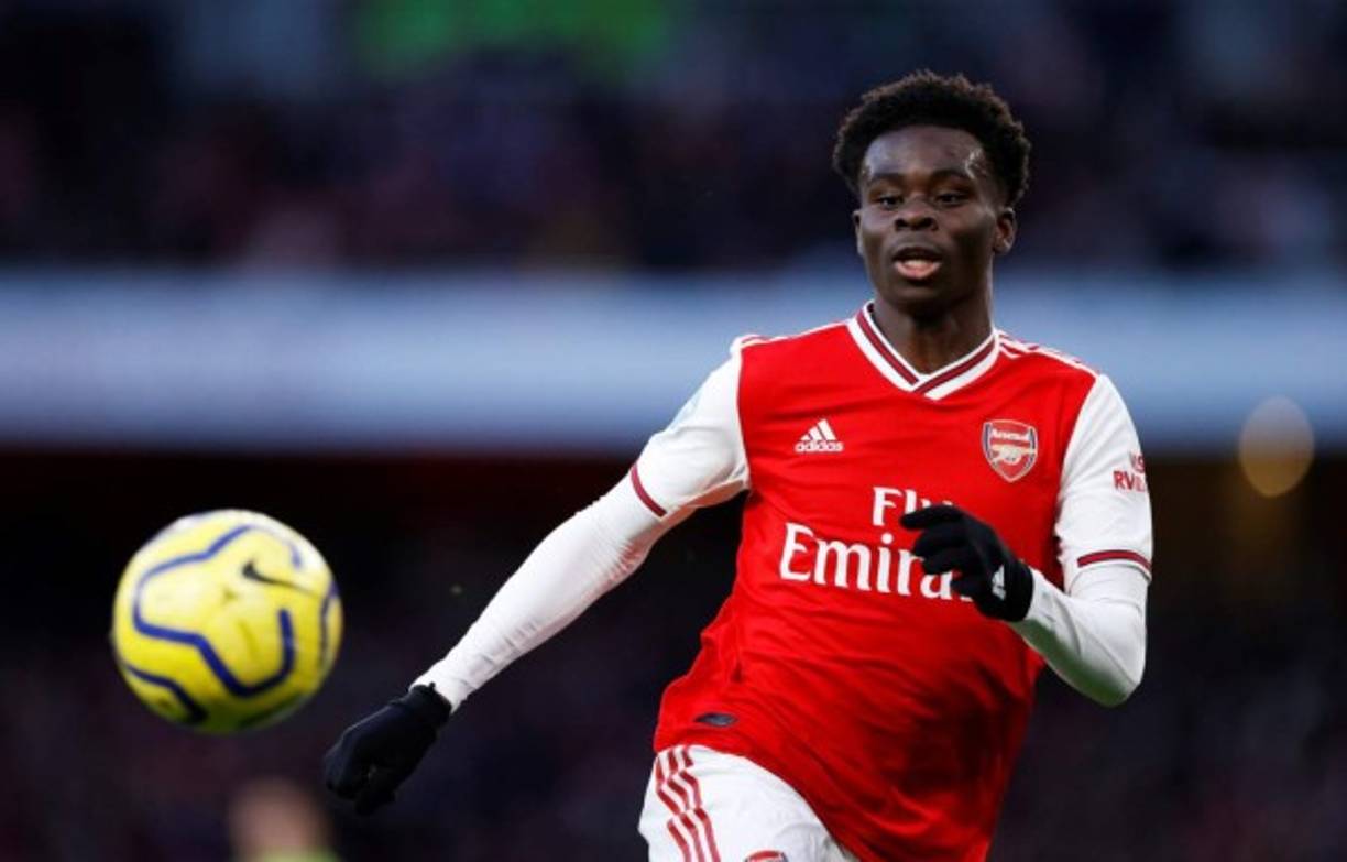 El Borussia Dortmund también trabaja en reforzar su línea de ataque en los próximos meses y parece haberse fijado en Bukayo Saka, el joven delantero del Arsenal. El joven talento, de 18 años, tiene contrato con el conjunto londinense hasta 2021.