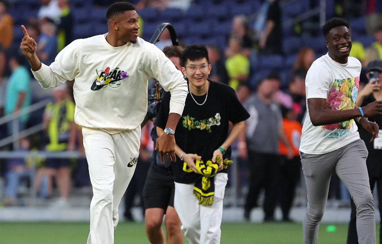El griego Giannis Antetokounmpo, estrella de los Milwaukee Bucks de la NBA y uno de los principales accionistas del Nashville, causó revuelo previo al inicio de la final de la Leagues Cup 2023.