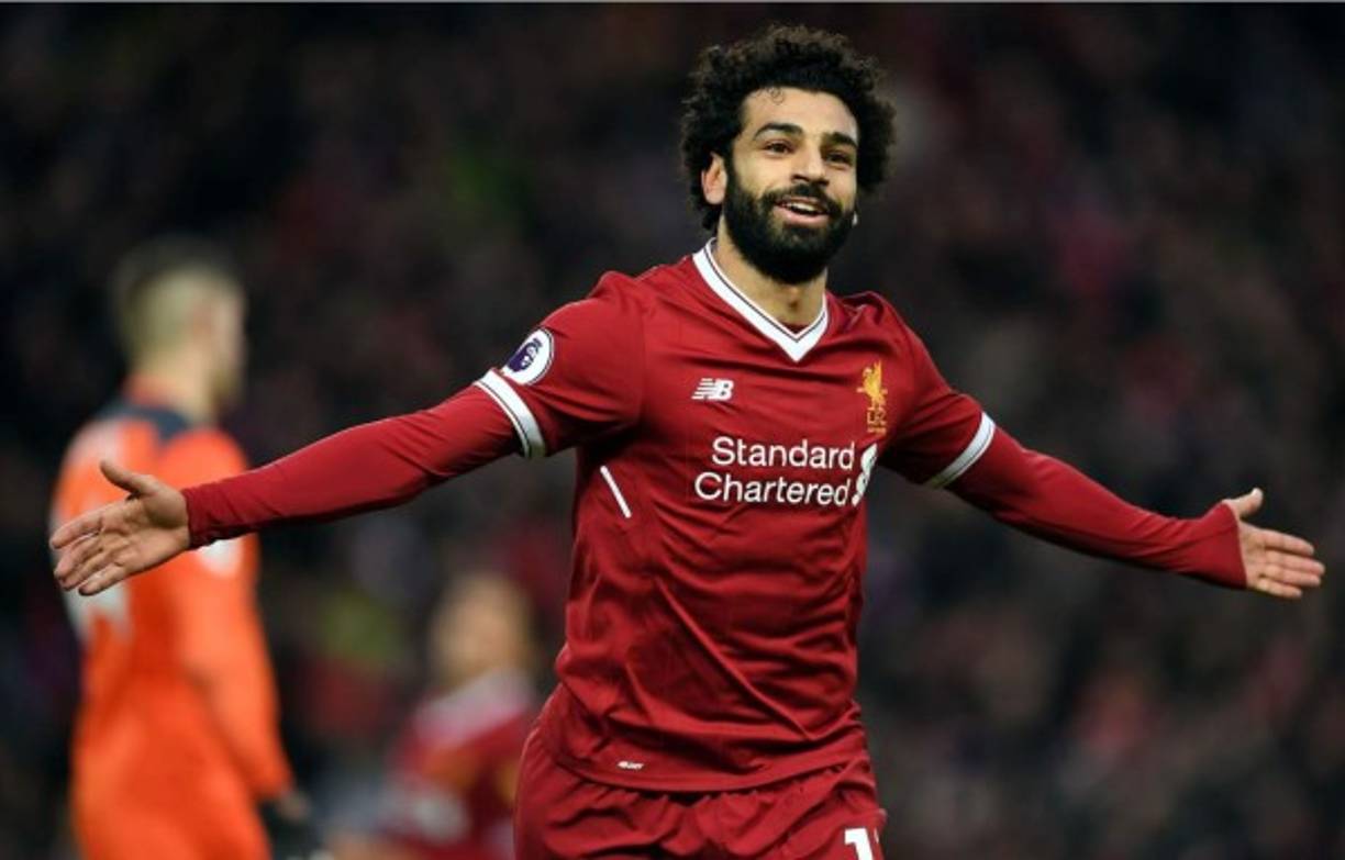 Mohamed Salah se ha convertido en una de las estrellas crecientes del Liverpool. Seis meses después de su llegada, el extremo egipcio ha dejado claro que es un futbolista de otro nivel, ganándose el respeto y admiración de los mejores clubes del mundo, entre ellos el Real Madrid. Según Sport, lleva varias semanas en la órbita del equipo blanco, que no pierde de vista su nombre y en verano podría presentar una propuesta por él.