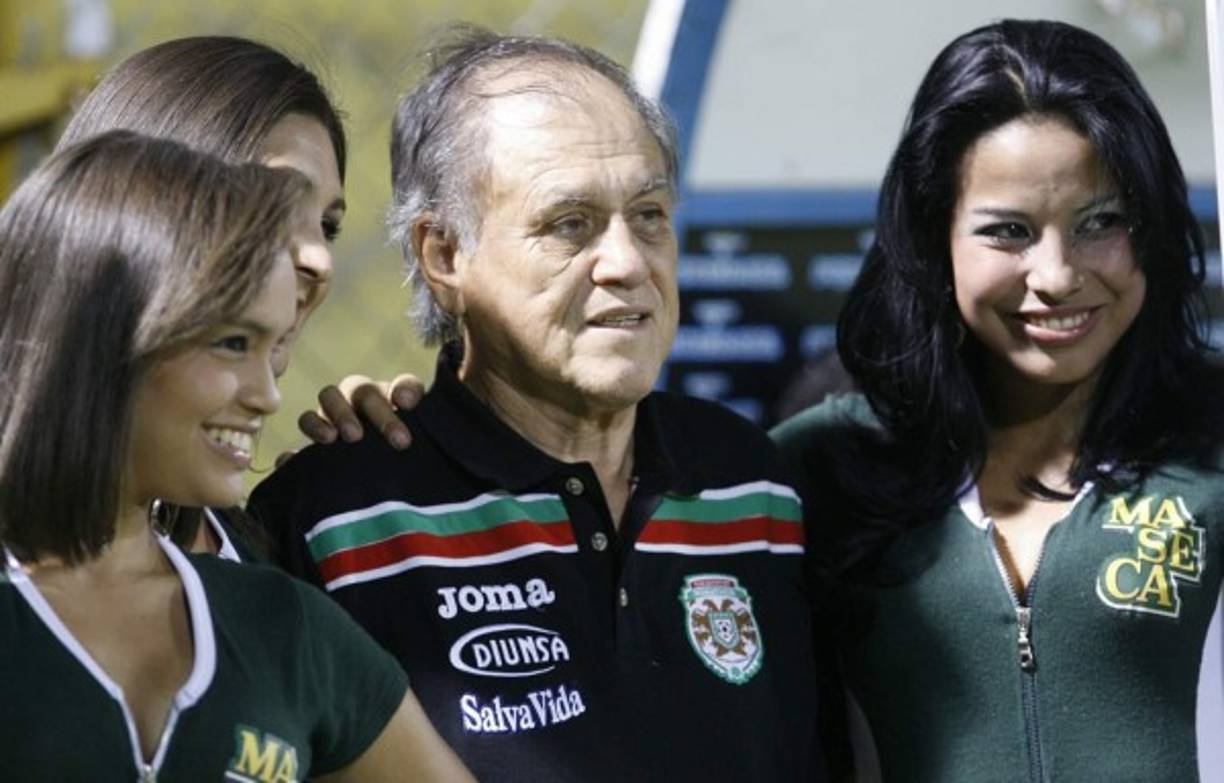 Chelato es admirados por todos en cada lugar que asiste.