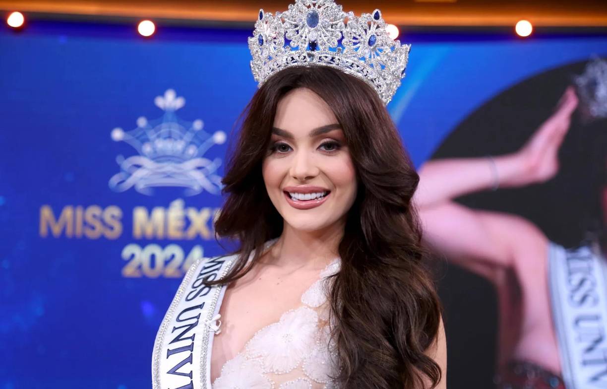 Durante una emisión del programa “En casa con Telemundo”, Osmel reveló que María Fernanda Beltrán, Miss México Universo 2024, también es una candidata fuerte para llevarse la corona. 