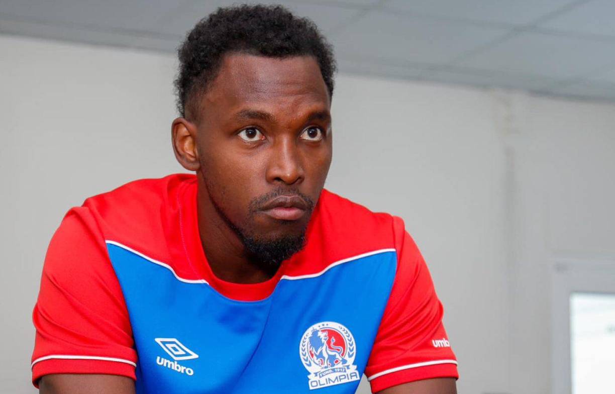 Alberth Elis recibió la indumentaria de entrenamiento e inmediatamente se puso a trabajar.