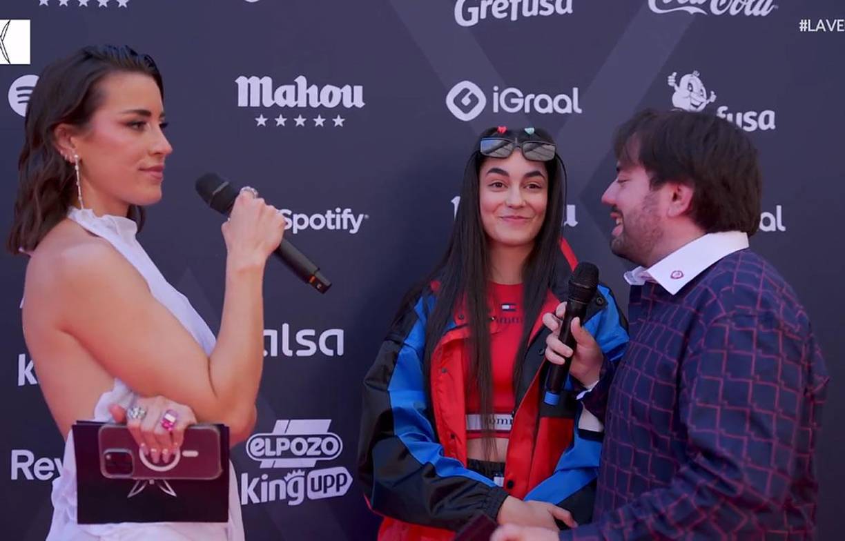 La streamer Espe llegó muy feliz a la Velada del Año 3.