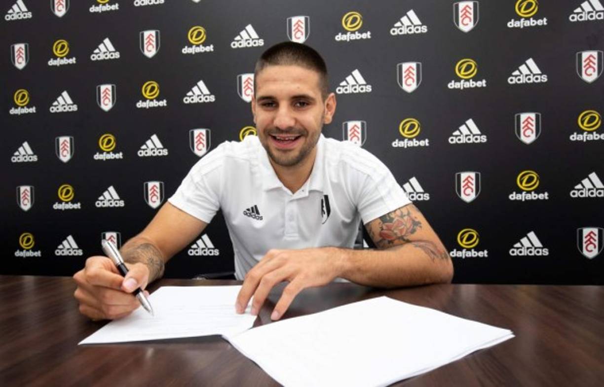El Fulham, recién ascendido a la Premier League de Inglaterra, ha fichado al delantero serbio Aleksandar Mitrovic. Llega por 24.700.000 € y firma hasta junio de 2023.