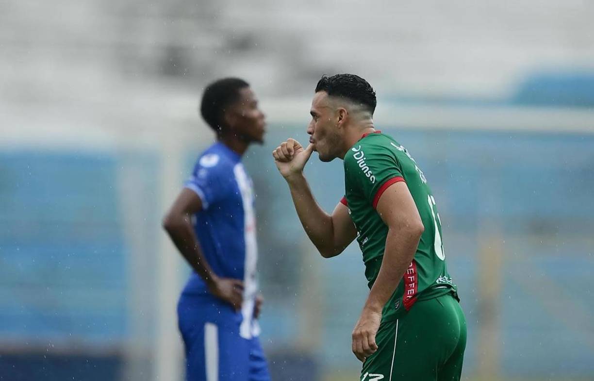 El atacante, ex del Olancho FC, debutó en el Monstruo Verde con gol.