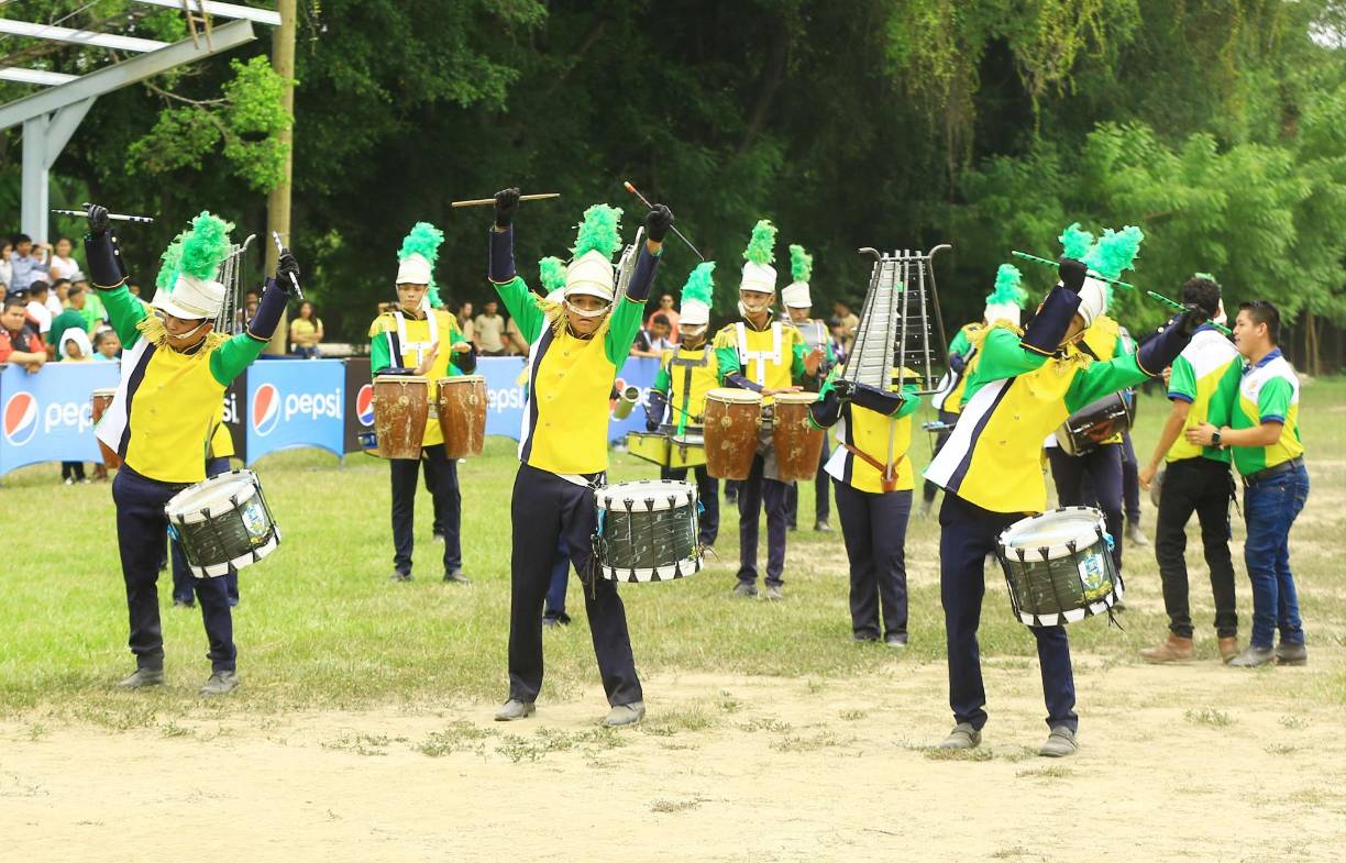 Las bandas compitieron en las categorías A, B y Premier; en esta última categoría participan algunas de las bandas más populares: JTR, Instituto Oficial Patria (La Lima), Banda Independiente Tecno Sampedrano, Instituto Froylan Turcios (Tocoa) y Banda Independiente Puerto Cortés.