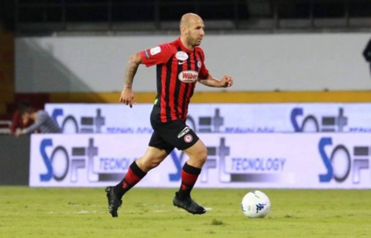 El Pescara ha fichado al atacante italiano Cristian Galano. Firma hasta junio de 2022 y llega procedente del Parma.<br/>