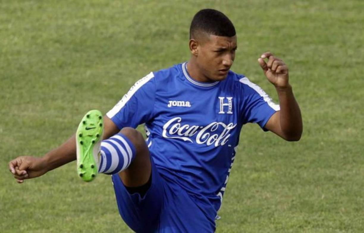 Bryan Acosta del Real España es un volante que máas confianza le genera a Jorge Luis Pinto y se perfila para ser el capitán del equipo catracho en los Juegos Olímpicos.