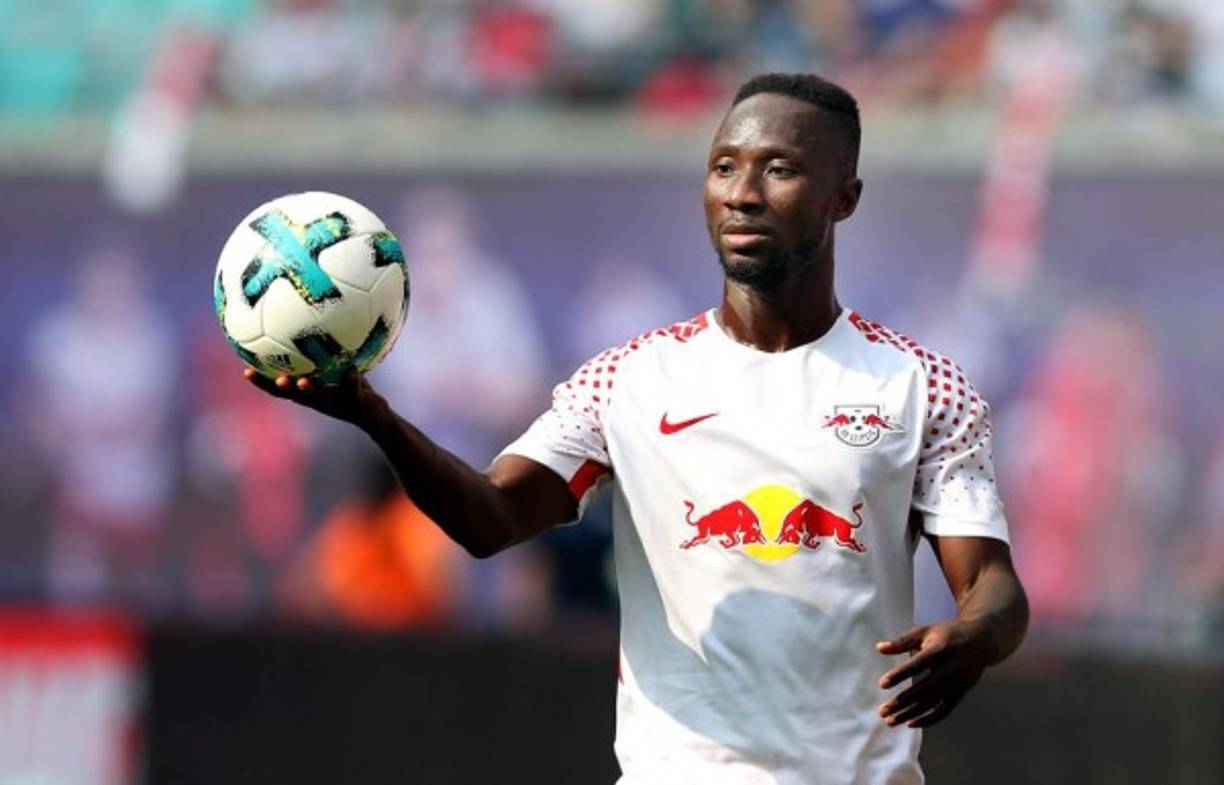 El Leipzig dice 'No' al Liverpool por Naby Keita. El club alemán ha querido finiquitar la especulación con un mensaje en redes sociales. 'Keita seguirá siendo un jugador del Leipzig hasta el 30 de junio. Queremos mandar la especulación sobre un traspaso al Liverpool a dormir'.