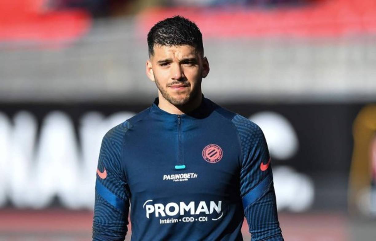 El Villarreal está muy cerca de fichar un relevo para Andrés Fernández. Se trata de Gerónimo Rulli. El argentino, que despuntó en las filas de la Real Sociedad, y estuvo en el Montpellier la pasada campaña, está a un paso de volver a la Liga Española, de la mano del Submarino Amarillo.