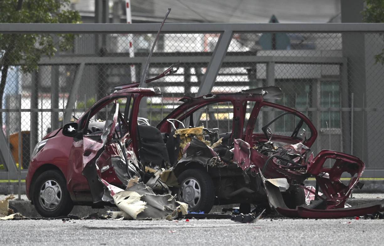Los “actos de sabotaje y terrorismo” son, “por así decirlo, una declaratoria de guerra abierta contra el Estado de derecho, el Gobierno” y los ciudadanos, dijo Lasso al declarar la medida excepcional.